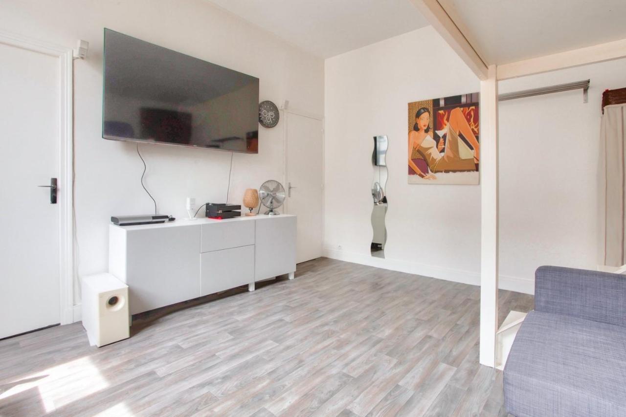 Montmartre Superbe Studio Paris Free Netflix ภายนอก รูปภาพ